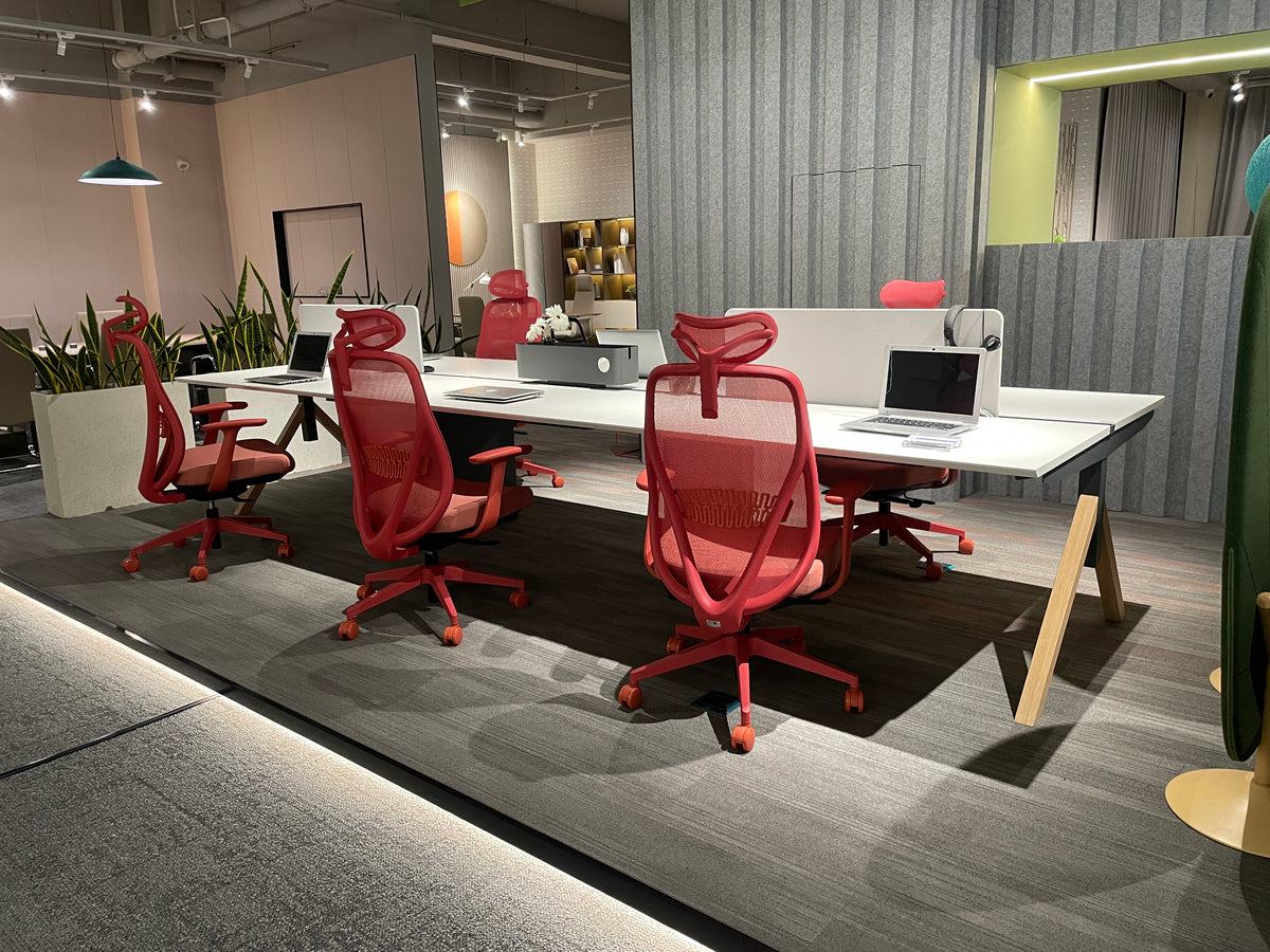 Elite Series Racetrack Executive Conference Table with Fluted Pedestals