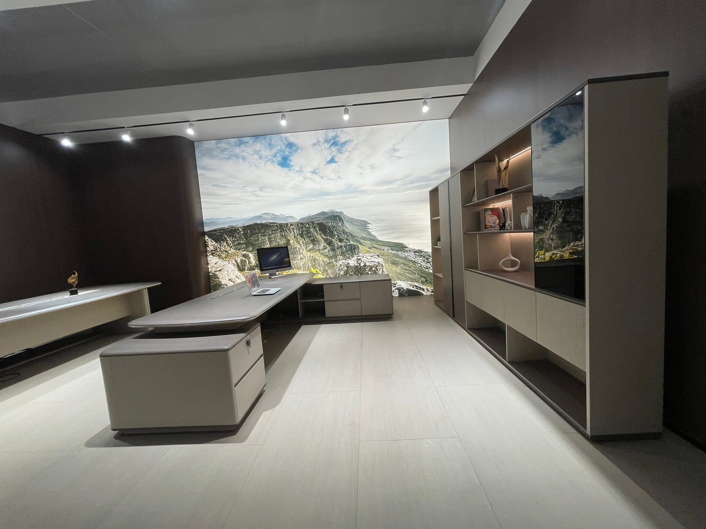 Premium Minimalist CEO Desk | Commercial-Grade MDF Office Furniture