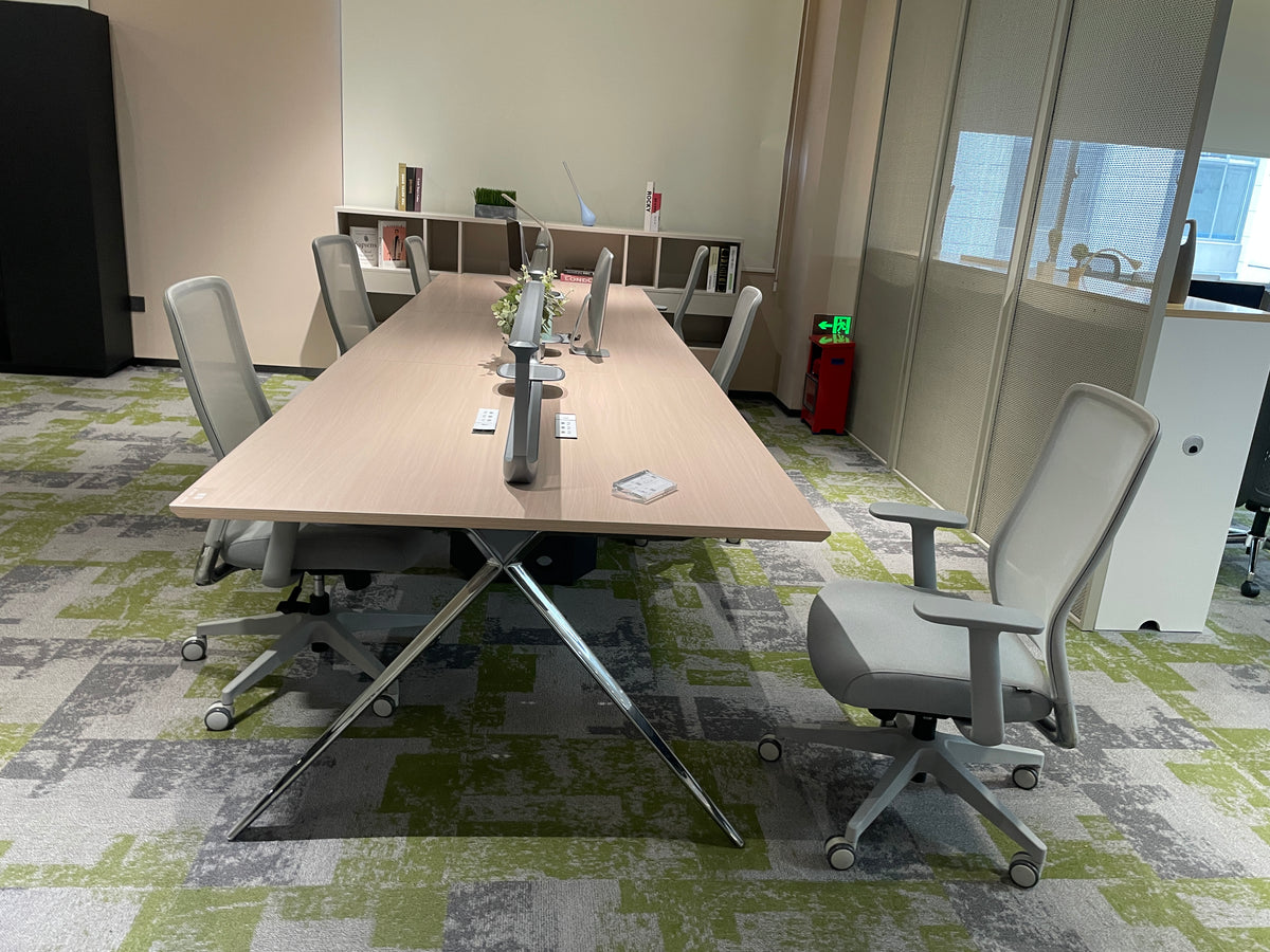 Linear Modular Office Workstation with Desktop Privacy Screens