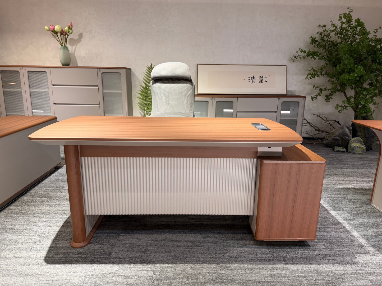 Modern Fluted Panel Executive Desk | Wood Grain L-Shaped Supervisor Table